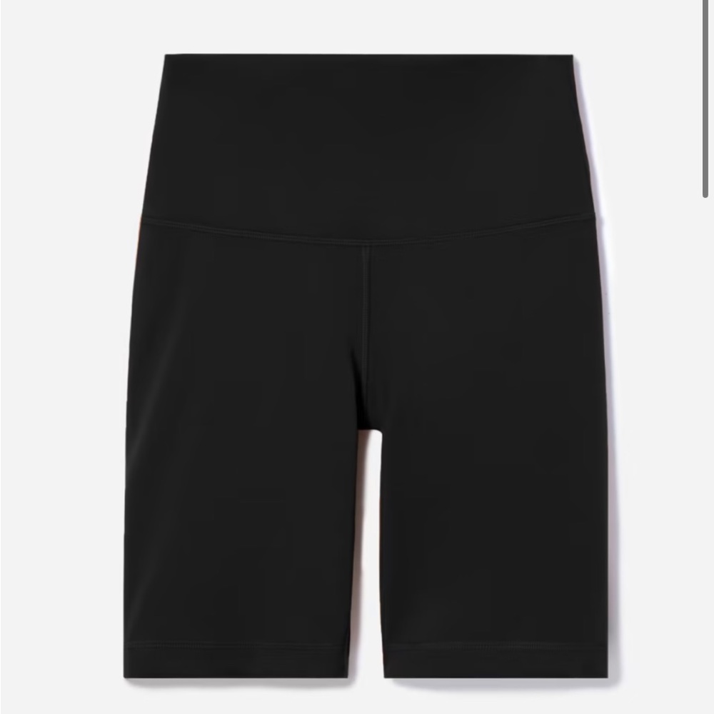 Everlane The Perform Bike Short in Black
